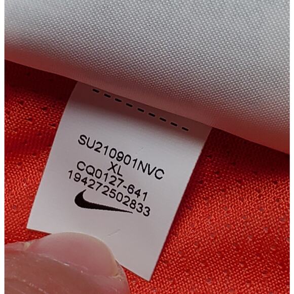 Nike Size XL Miler Dri-Fit Team USA Running Shirt Mens Red Long Sleeve Ca10 - Picture 6 of 7